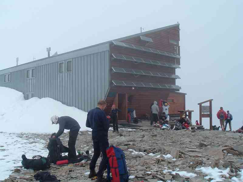 Zav��t okno / Close window